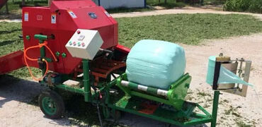 SILAGE BALING
